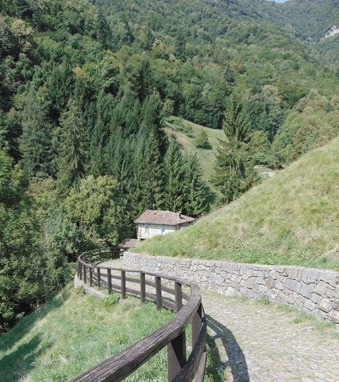 Messa in sicurezza della strada di collegamento al santuario della Madonna della Foppa